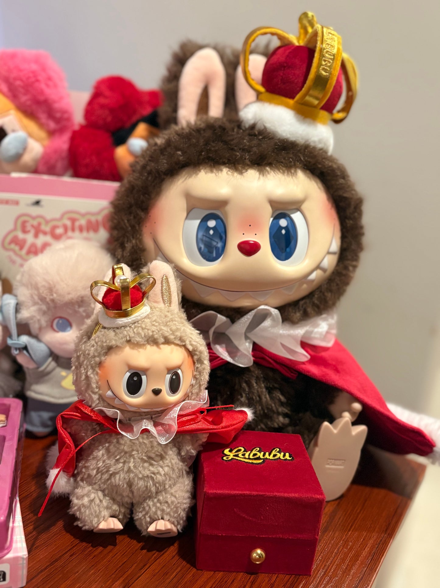 Labubu King outfit- twins with the Medium King doll (Doll not included)